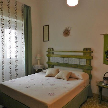 Casa Corte con Terrazza Taviano  Esterno foto